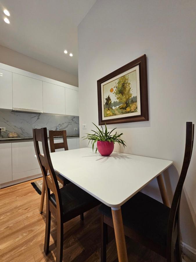 Alba Studio Apartment Тирана Екстериор снимка